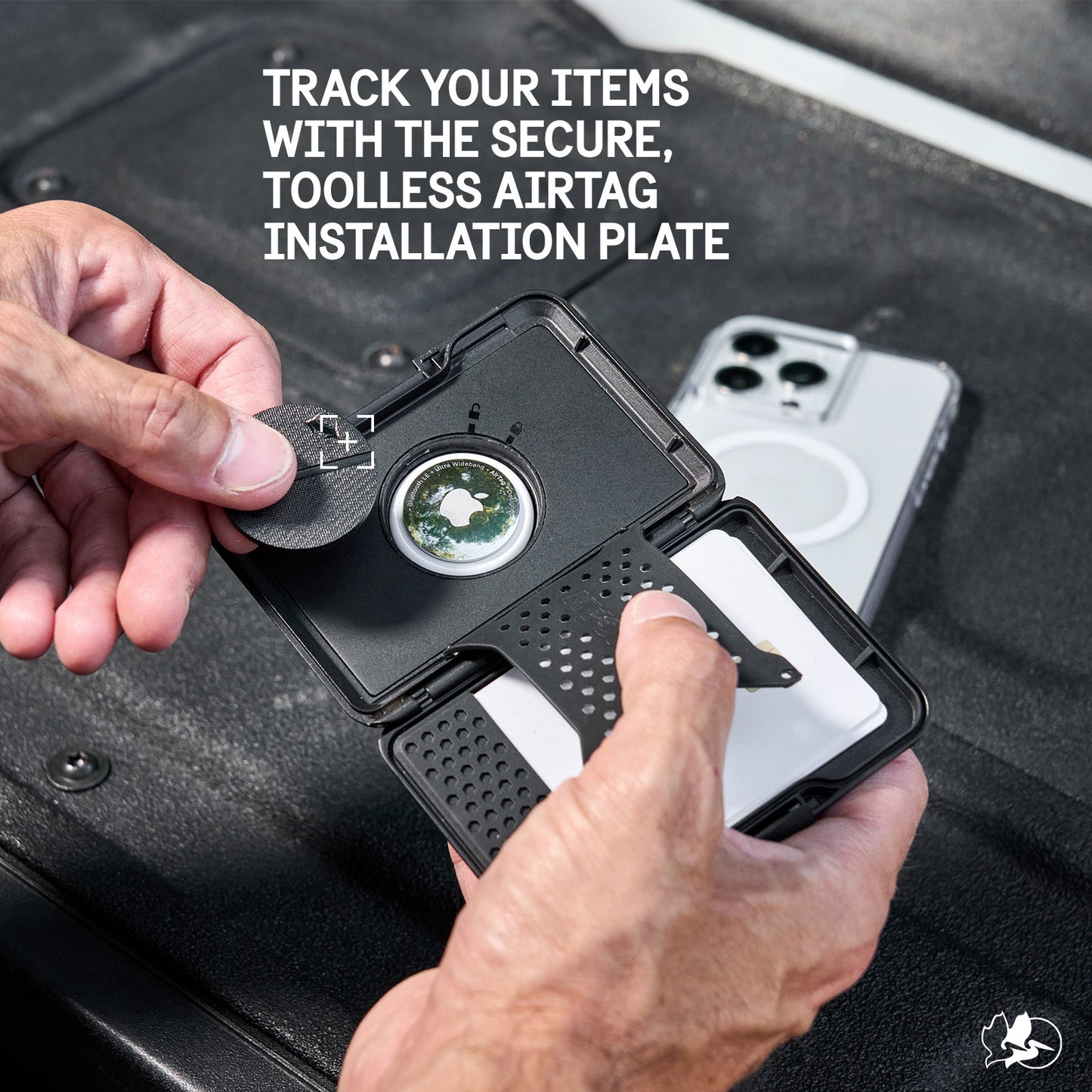 PELICAN PROTECTER MagSafe対応 AirTag収納付き ウォレット