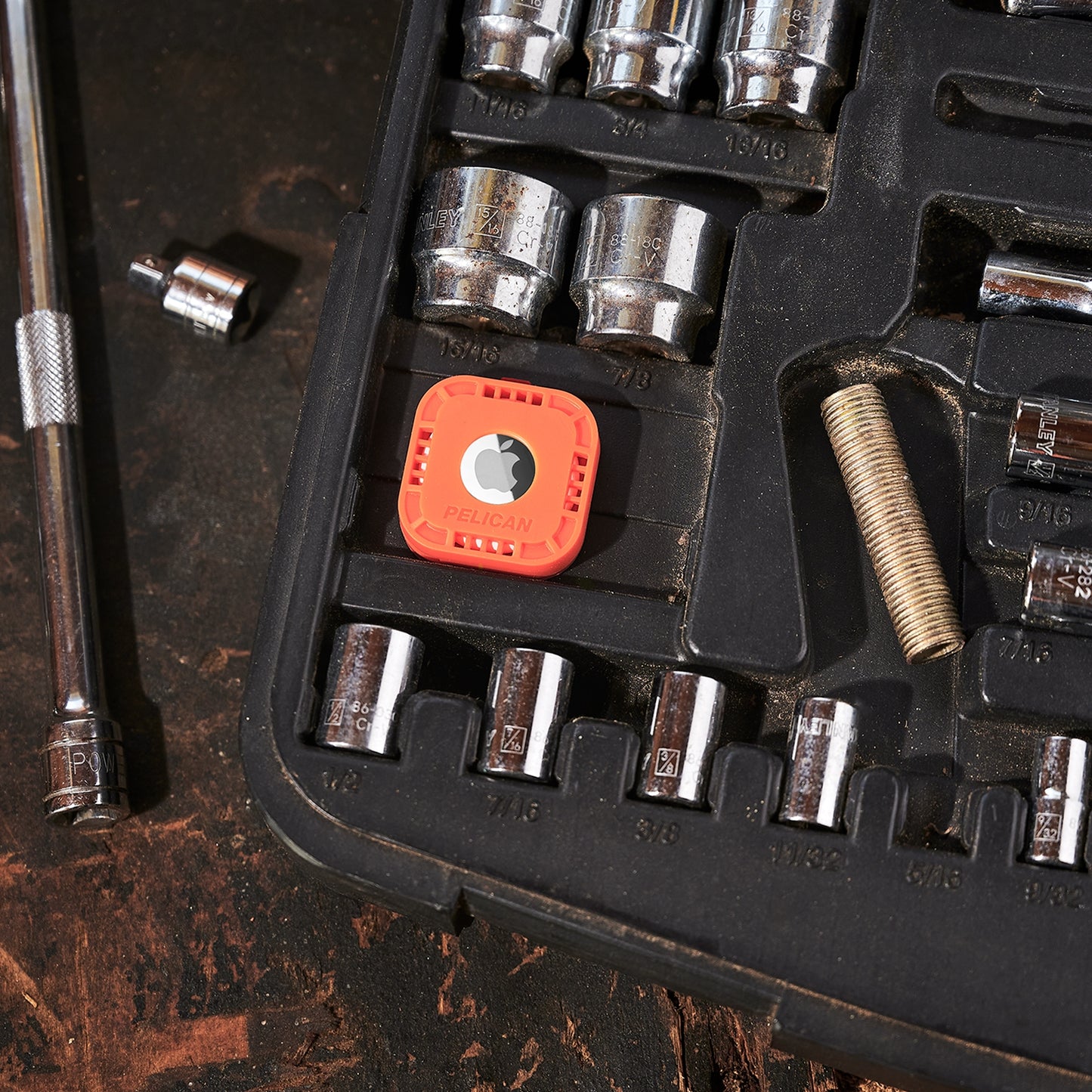 PELICAN PROTECTOR プロテクター ステッカーマウント for AirTag 5色