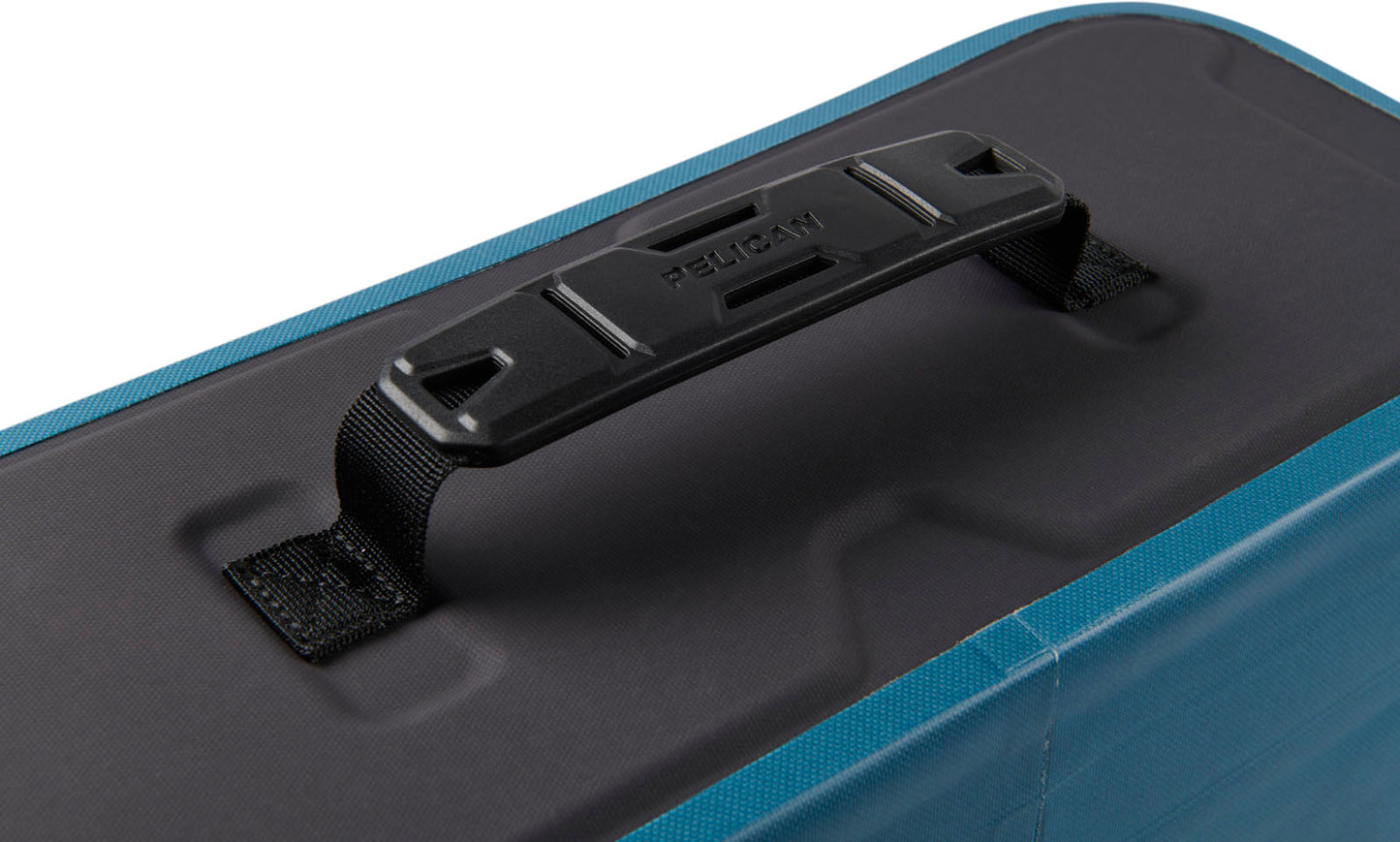 ソフトクーラー Dayventure Carry 9L デイベンチャーキャリー 4色