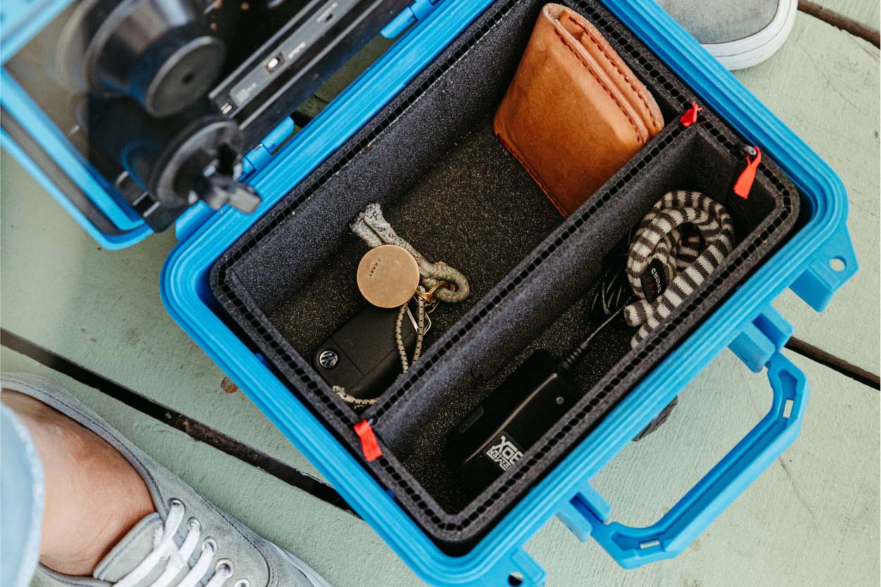 DEMERBOX DB1 防水 Bluetooth スピーカー シルバー [DB1-1150-SLV